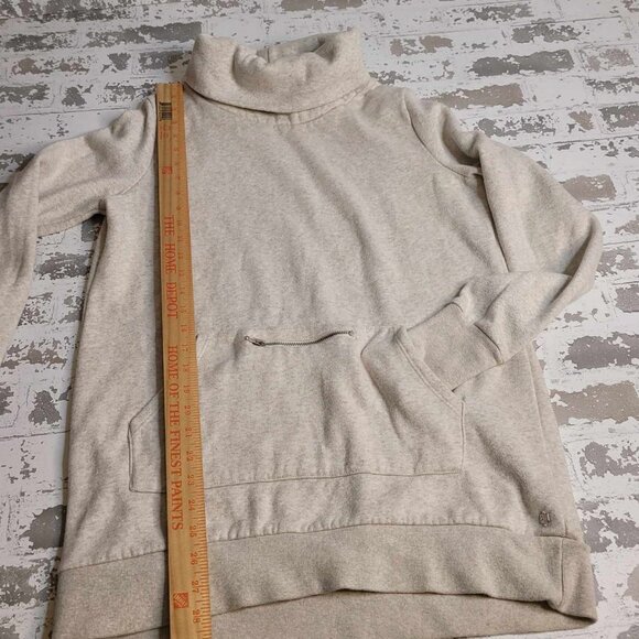 Fabletics large Beige Long Sleeve Turtleneck Pullover Sweater - Picture 3 of 4